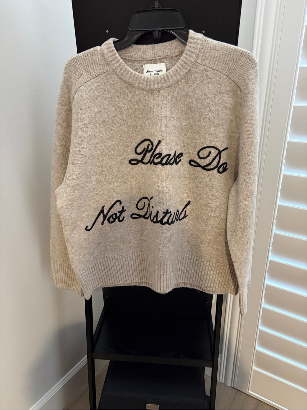 NWOT Abercrombie & Fitch Please Do Not Disturb Crewneck Sweater Size Medium - Picture 2 of 10